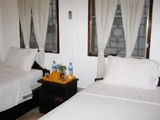 Hoxieng Guesthouse 1 Λουάνγκ Πραμπάνγκ 2*,